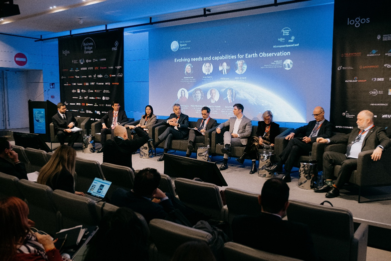 Picture showing Panel session on the evolving needs and capabilities for EO. Credit: Business Bridge Europe.