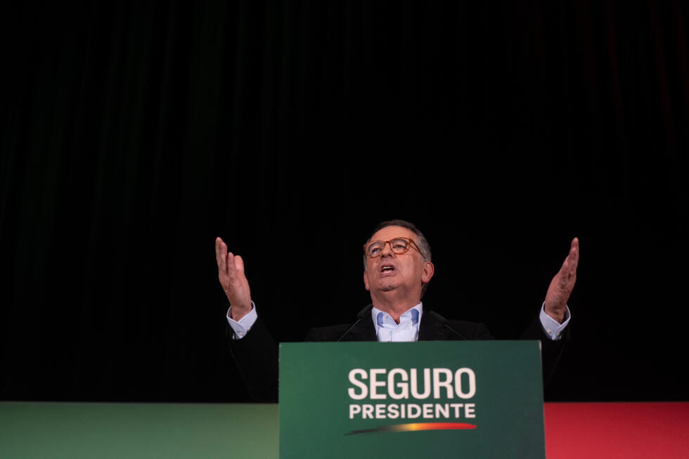 Presidential candidate Antonio Jose Seguro of the centre-left Socialist Party.