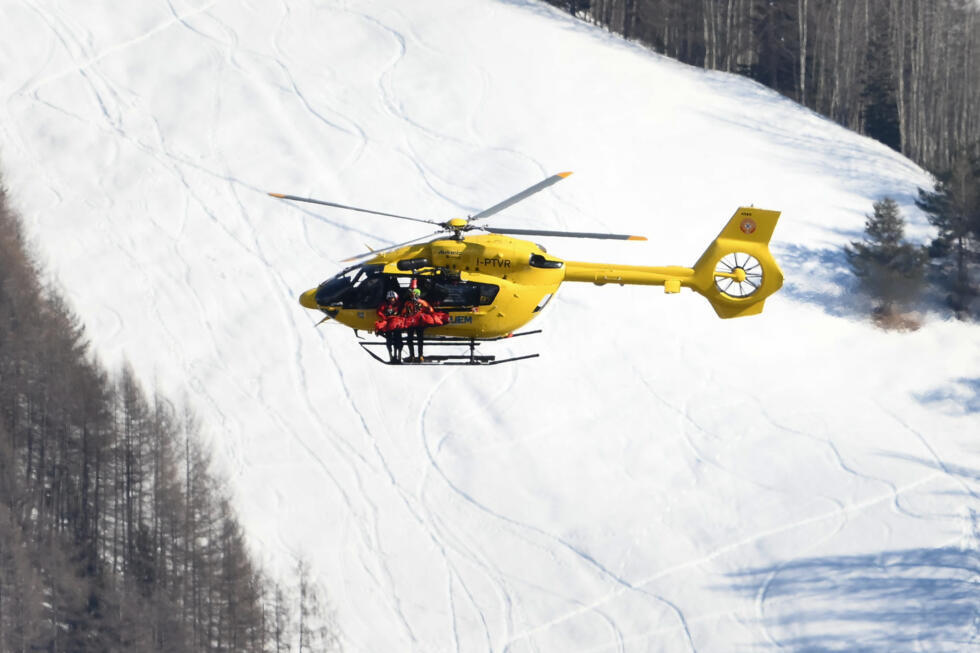 Lindsey Vonn is transported by helicopter after crashing out of the downhill race at the 2026 Winter Olympics