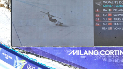 US Vonn’s Olympic comeback ends in dramatic downhill crash