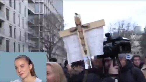 ‘Heavy’, ‘sad’ and ‘increasingly intense’ atmosphere at rally for killed far-right activist