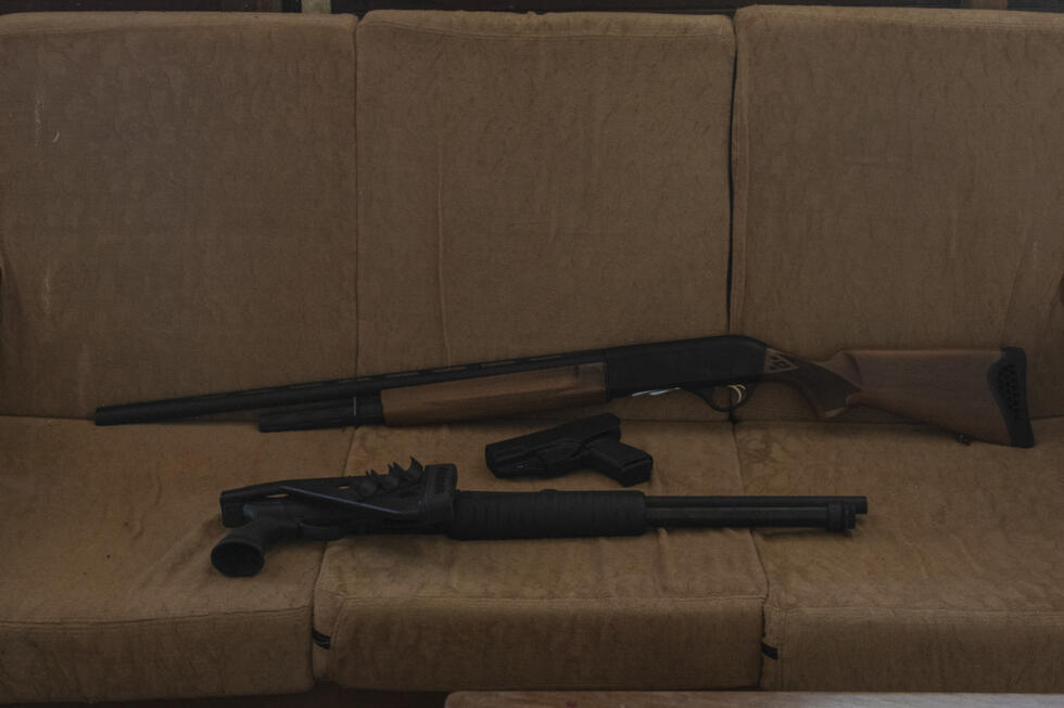 Weapons acquired by victims of the Guardianes de la Trocha gang.