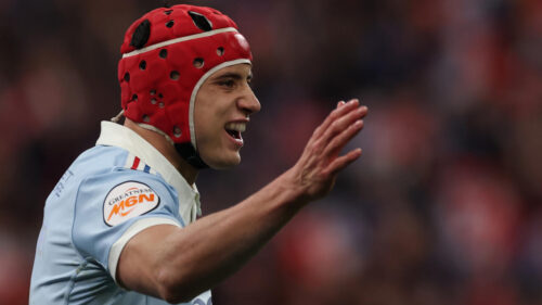 France retain Six Nations title after 13-try thriller with England