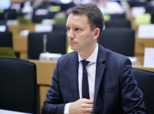 EU Parliament threatens to delay €1.8 trillion budget talks until 2027