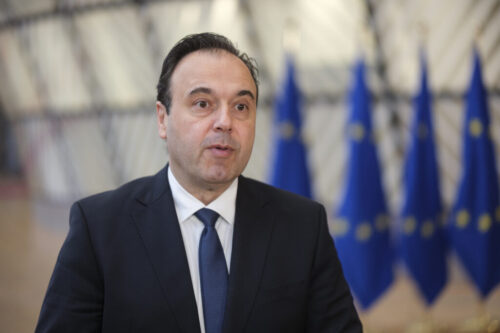 EU capitals cool on Brussels age-check app 