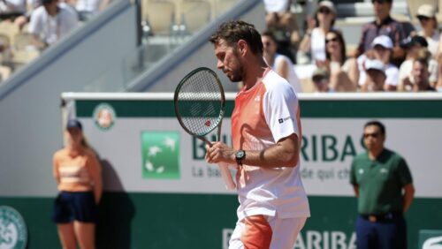 Wawrinka bids adieu to Roland Garros with first-round loss