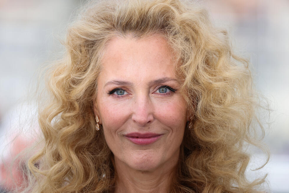 US actress Gillian Anderson stars in the wild 'Teenage Sex and Death at Camp Miasma'