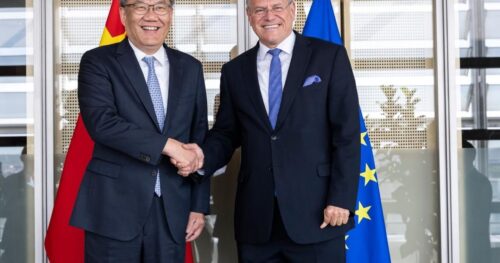 EU and China seek to head off trade war with new dialogue