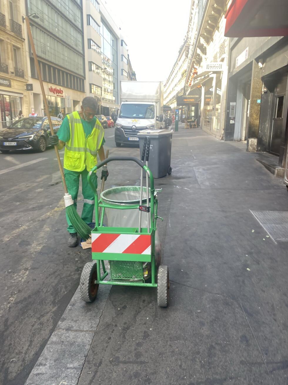 Abdelkrim, a Paris street-cleaner