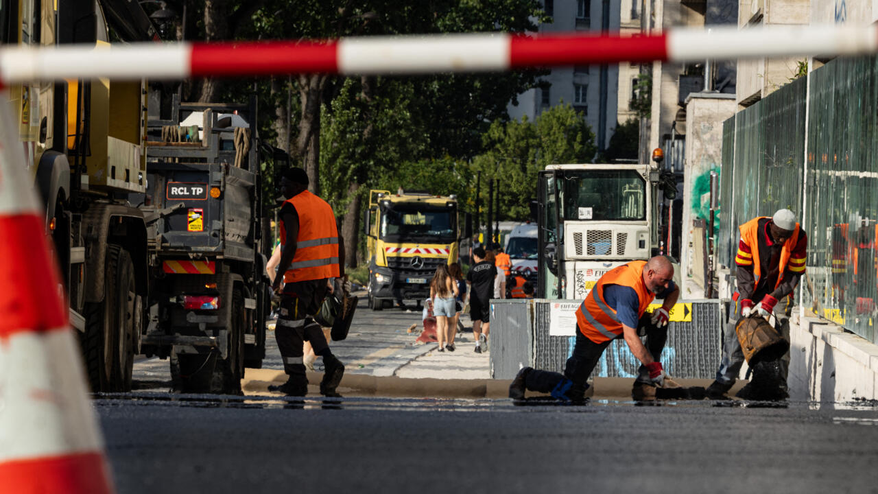 Abdelkrim, a Paris street-cleaner